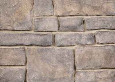 Cobble Golden Onyx With Grey Grout