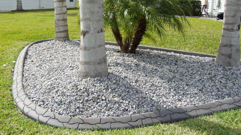 Landscape Curbing in Bartow, Florida