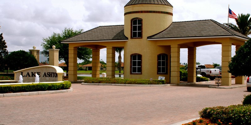 Clean and Seal Commercial Pavers in Bartow, Florida
